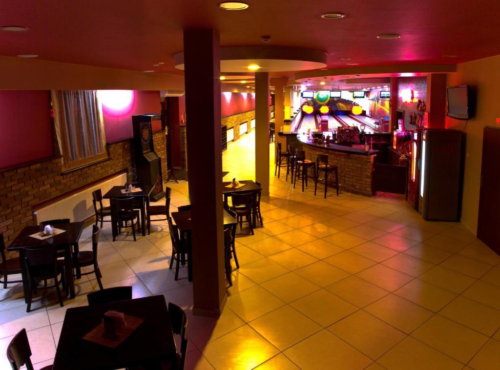 Hotel Rydzewski エウク エクステリア 写真