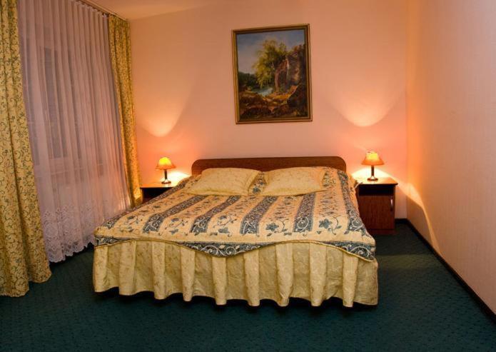 Hotel Rydzewski エウク エクステリア 写真